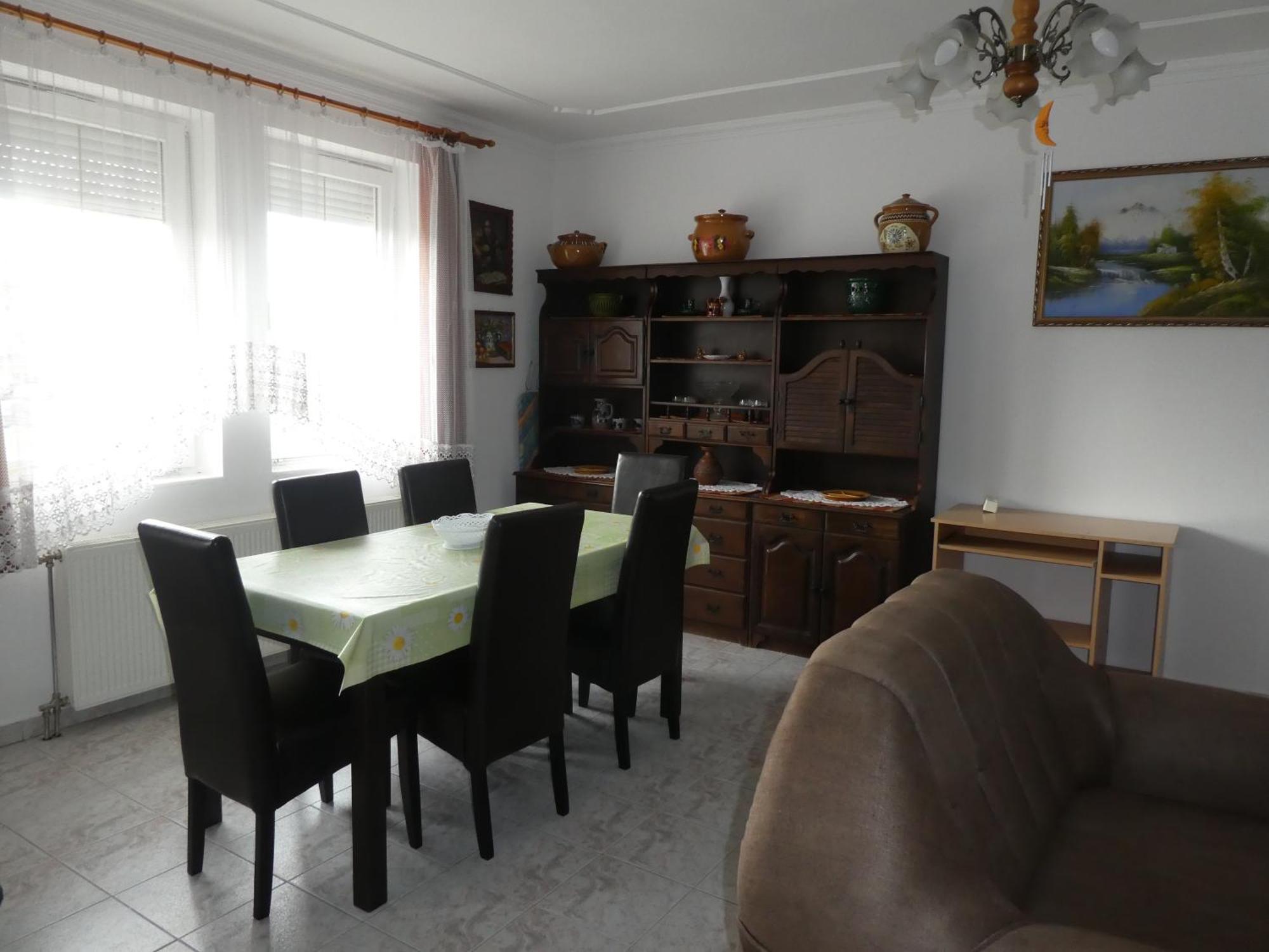 Halasi Szallashely Apartment Hajduszoboszlo Bagian luar foto